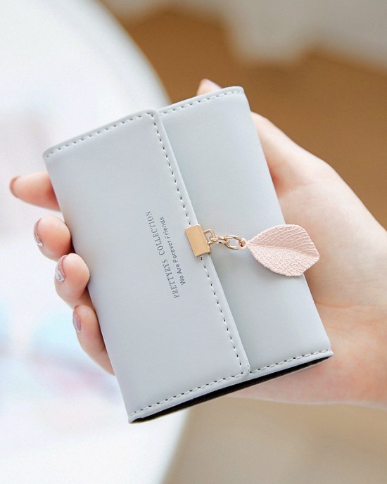 Prettyzys' new accordion mini compact card holder, a simple, ultra-thin, integrated coin purse. Prettyzys' new accordion mini compact card holder, a simple, ultra-thin, integrated coin purse.