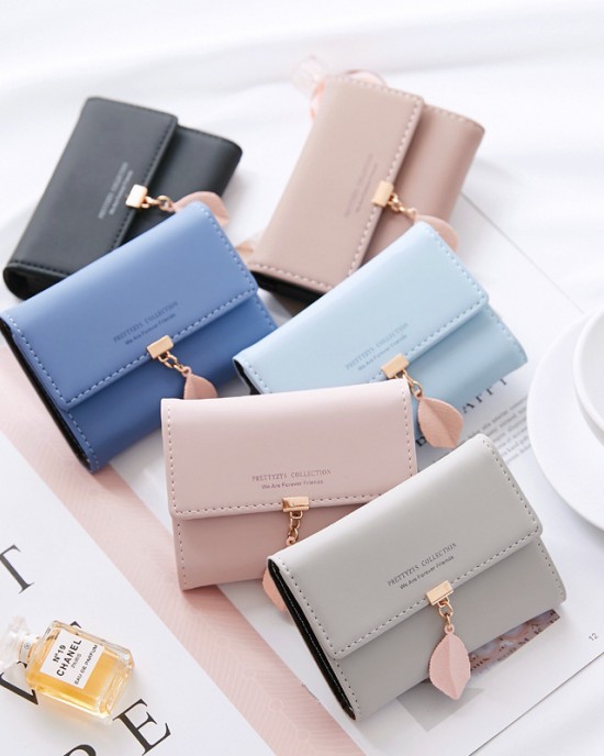 Prettyzys' new accordion mini compact card holder, a simple, ultra-thin, integrated coin purse. Prettyzys' new accordion mini compact card holder, a simple, ultra-thin, integrated coin purse.