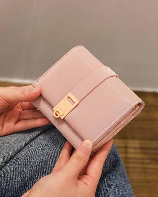 New Lovebu Japanese-Korean style solid-color zippered foldable multifunctional wallet, student coin purse, in stock for wholesale. New Lovebu Japanese-Korean style solid-color zippered foldable multifunctional wallet, student coin purse, in stock for wholesale.