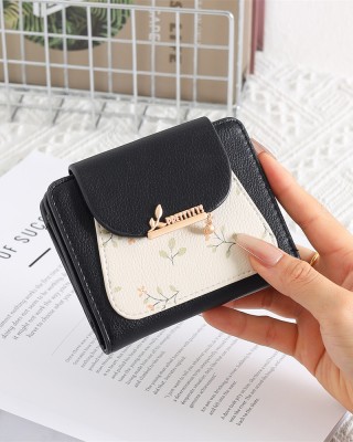 Cross-border foreign trade new short Korean-style PU leather small wallet, printed buckle foldable coin coin wallet. Zippered Student Coin and Card Holder