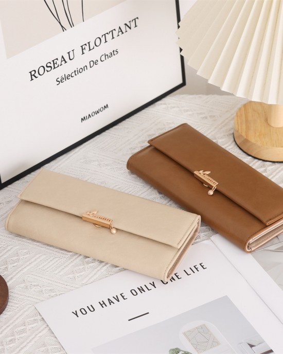 New cross-border women's wallet, long, Japanese and Korean style, fresh, solid color, PU leaf pendant, large-capacity clutch, wholesale.