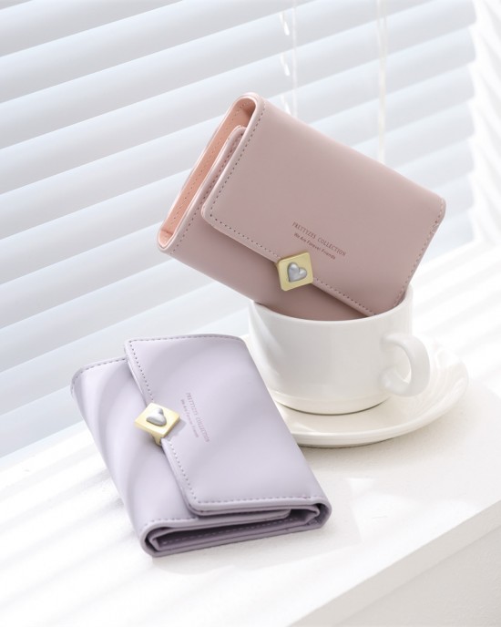 2025 new women's short key case, wallet, fashionable, card holder, bill holder, and key case wholesale. 2025 new women's short key case, wallet, fashionable, card holder, bill holder, and key case wholesale.