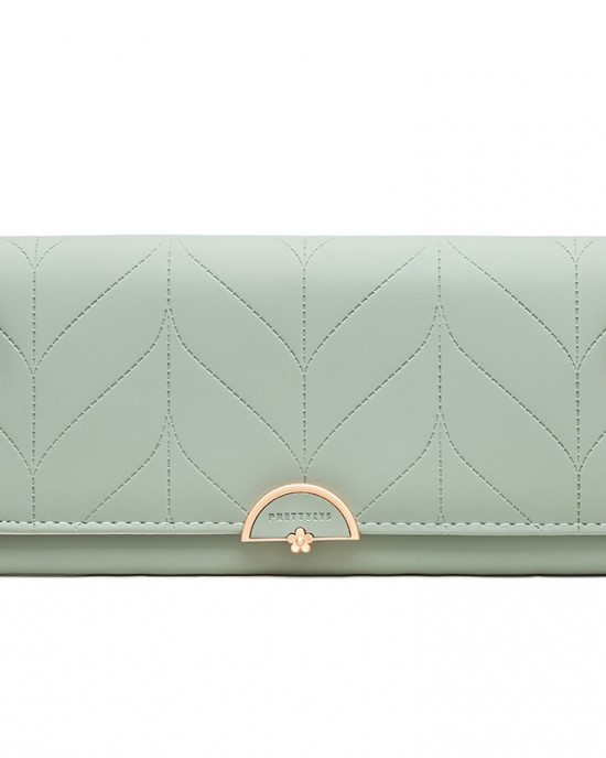Prettyzys/Pretty's new women's long wallet, a stylish, foldable, PU, small, and fresh clutch. Prettyzys/Pretty's new women's long wallet, a stylish, foldable, PU, small, and fresh clutch.