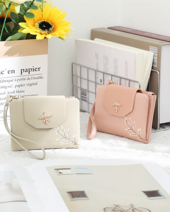 New Korean-style PU leather wallet, sweet and feminine, multiple card slots, foldable, expandable, student coin purse, in stock for wholesale. New Korean-style PU leather wallet, sweet and feminine, multiple card slots, foldable, expandable, student coin purse, in stock for wholesale.